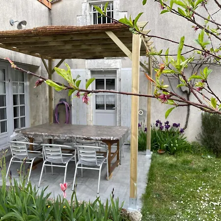 La Maison De Josephine Montignac-Charente